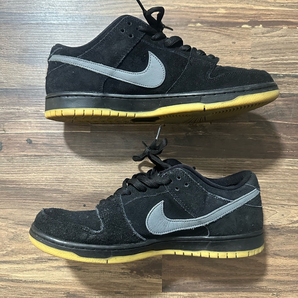 Nike SB Dunks - image 6